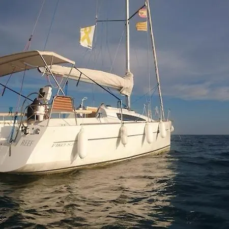Velero Viko S30 シッチェス